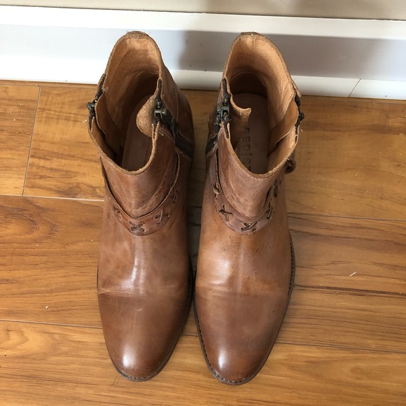 Bed Stu Cobbler Series Blush-toned Leather Boots - Picture 5 of 8